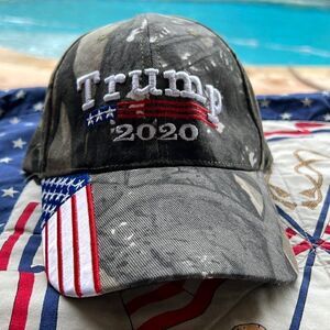 🆕 Trump 2020 Adjustable Dad Hat baseball cap brand new